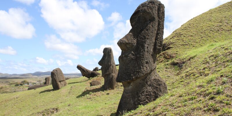 moai heykelleri